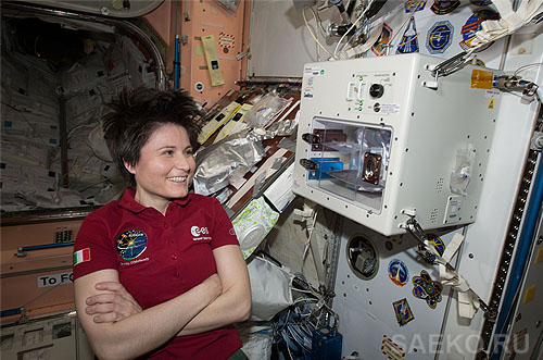 3 мая 2015 года ISSpresso наконец прибыла на борт МКС